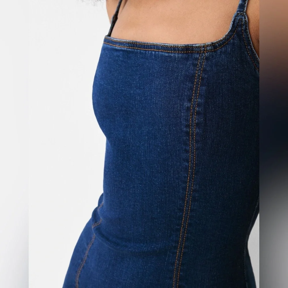 PrettyLittleThing Blue Denim Midi Dress - Picture 6 of 12